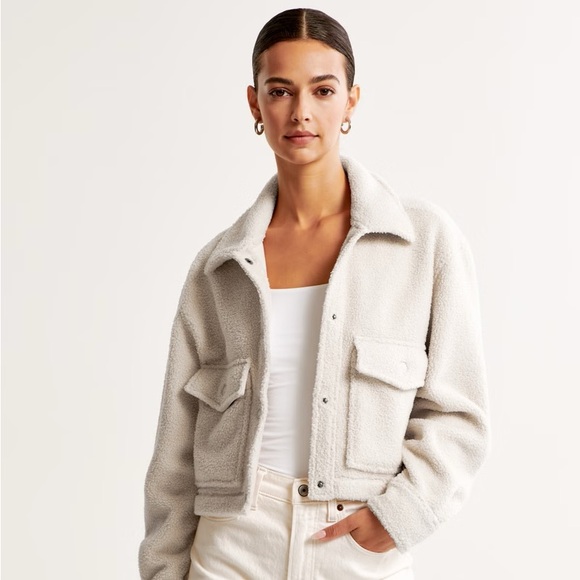 Abercrombie & Fitch Jackets & Blazers - NWT A&F Cropped Sherpa Shirt Jacket